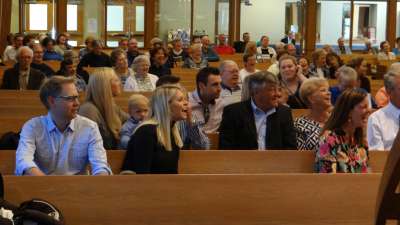 Worship2.jpg